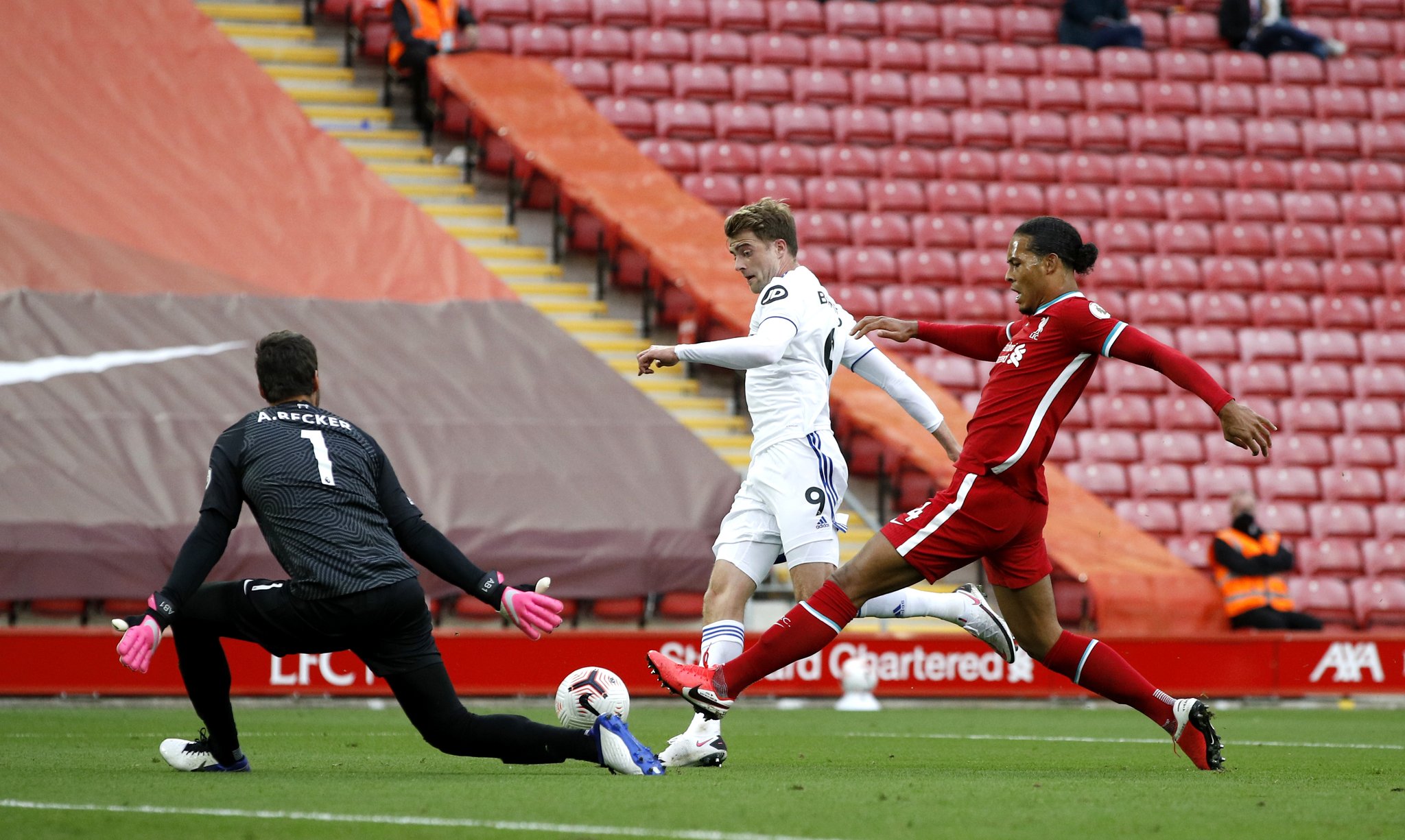 正如亨利所 正如亨利所